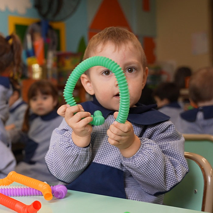 Anuncios gráficos para campañas del Colegio Calasanz